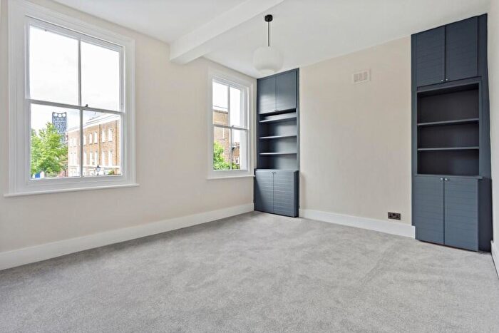 1 Bedroom Terraced House To Rent In Sutherland Square, SE17