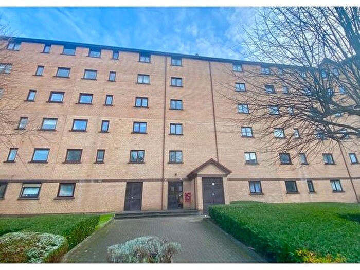 1 Bedroom Flat To Rent In Riverview Place, Glasgow, G5