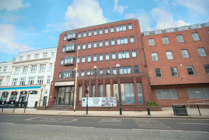 1 Bedroom Apartment To Rent In George Street, Hull, East Riding Of Yorkshire, HU1