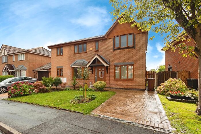 3 Bedroom Detached House For Sale In Camberwell Drive, Ashton-Under-Lyne, Greater Manchester, OL7