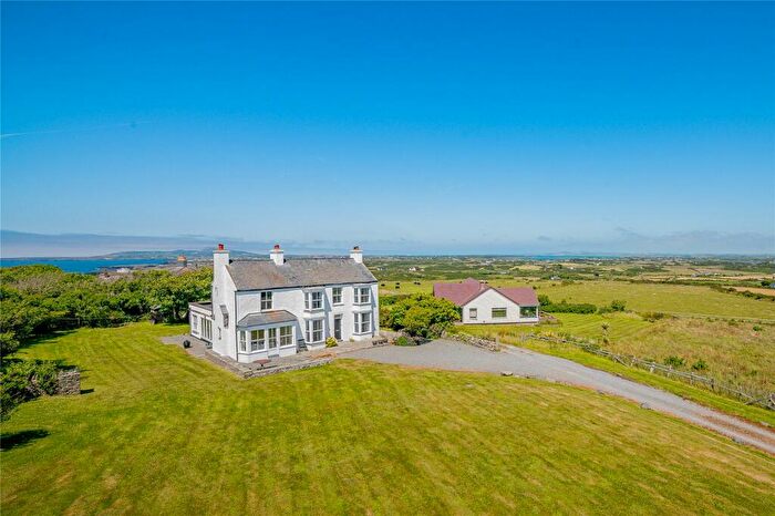 5 Bedroom Detached House For Sale In Rhoscolyn, Holyhead, Isle Of Anglesey, LL65