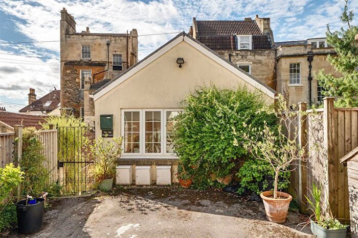 2 Bedroom Cottage For Sale In Camden Row, Bath, BA1