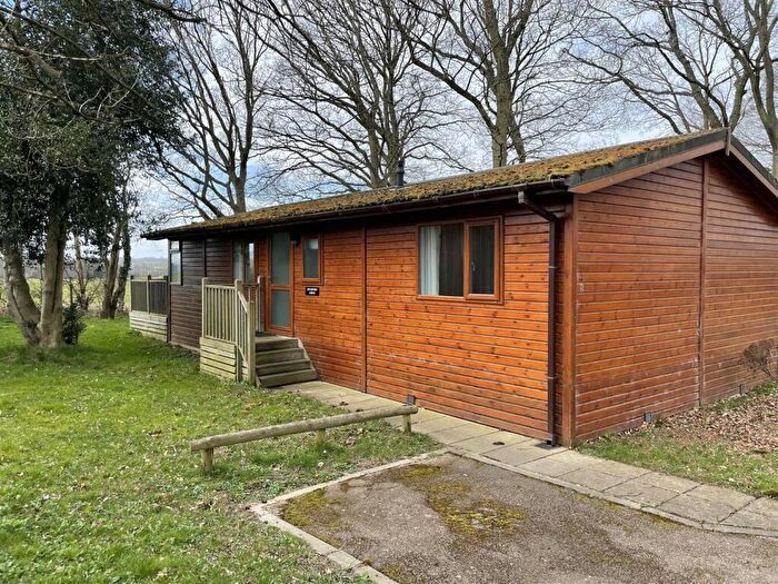 2 Bedroom Detached Bungalow For Sale In Blue Wood Lodges, Kingham, Chipping Norton, OX7