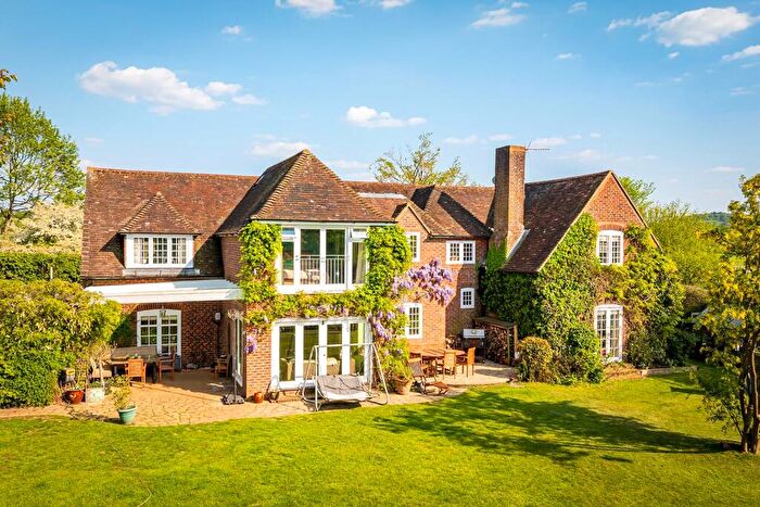 5 Bedroom Detached House For Sale In East Shalford Lane, Guildford, Surrey, GU4