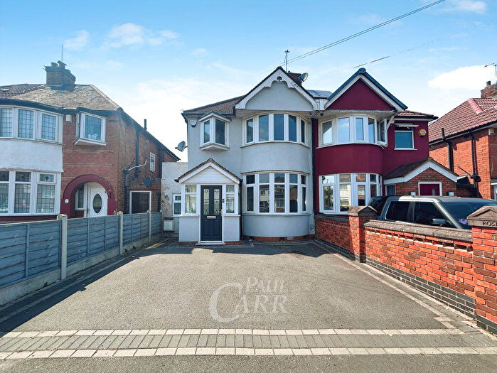 3 Bedroom Semi-Detached House For Sale In Hamstead Road, Great Barr, Birmingham, B43