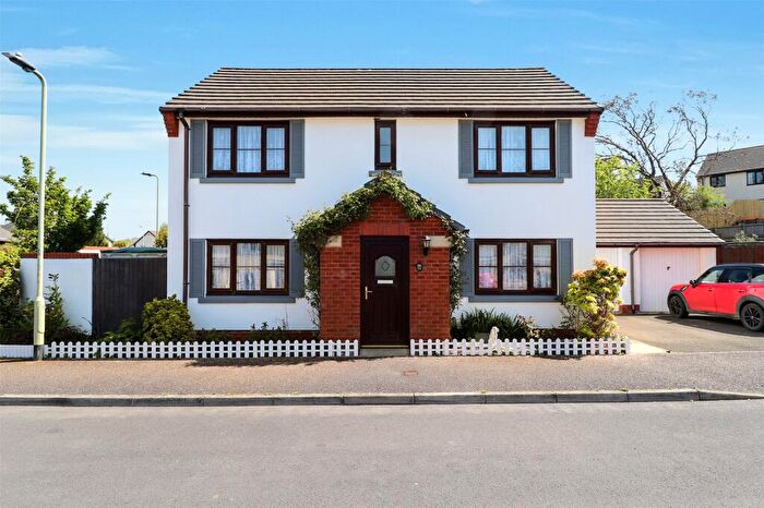 3 Bedroom Detached House For Sale In East Ridge View, Bideford, Devon, EX39