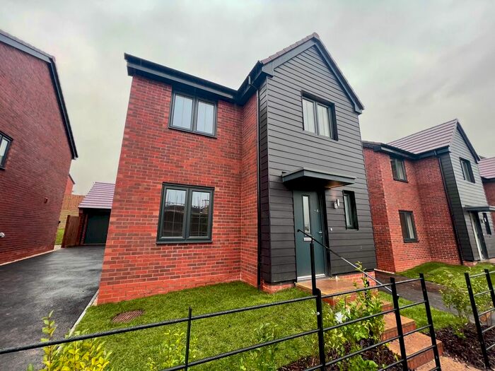 4 Bedroom Detached House To Rent In Robert Adam Road, Derby, DE22