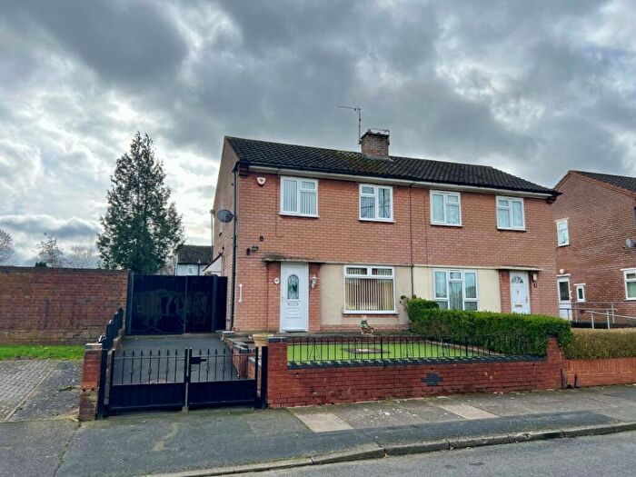 2 Bedroom Semi Detached House For Sale In Hampshire Road, West Bromwich, B71