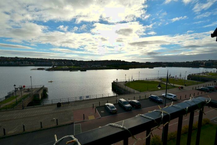 2 Bedroom Property To Rent In Cei Tir Y Castell, Barry, CF63