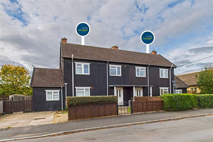 6 Bedroom Detached House For Sale In The Plies, Fairford, GL7
