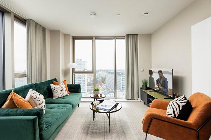 2 Bedroom Flat To Rent In The Lexington, William Jessop Way, L3