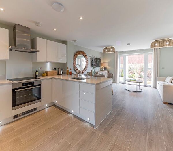 2 Bedroom Property To Rent In Throwster Drive, Sudbury, CO10