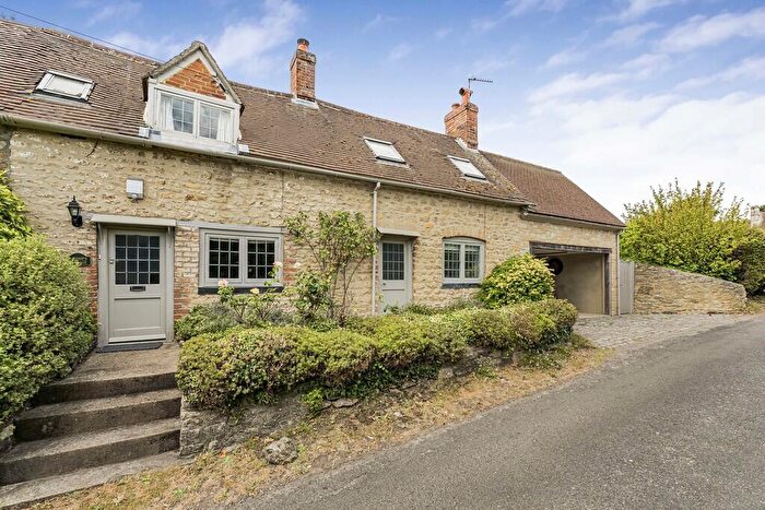 4 Bedroom Cottage For Sale In Church Road, Cuddesdon, OX44