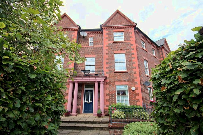 2 Bedroom Flat To Rent In Pewterspear Green Road, Appleton, Warrington, WA4