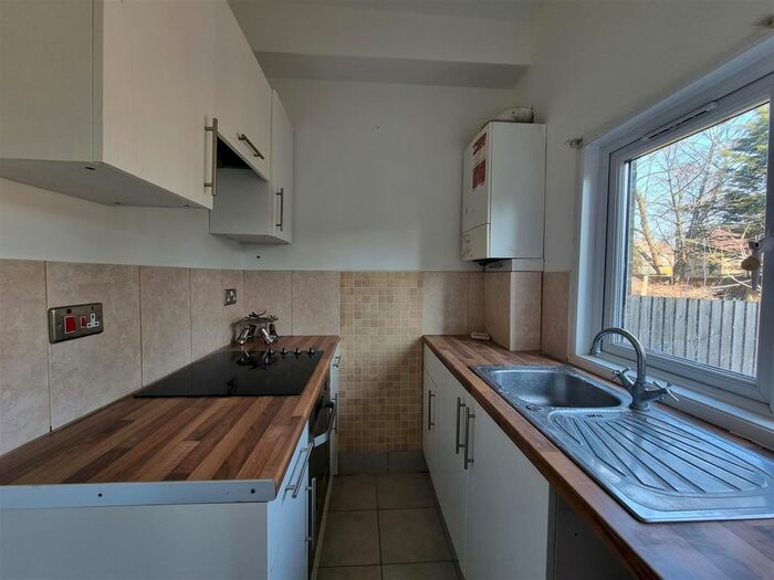 1 Bedroom Flat To Rent In Arnold Gardens, Palmers Green, London, N13