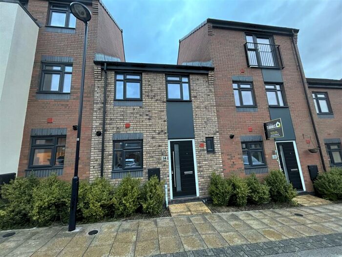 3 Bedroom Terraced House To Rent In Norville Drive, Stoke-On-Trent, ST1