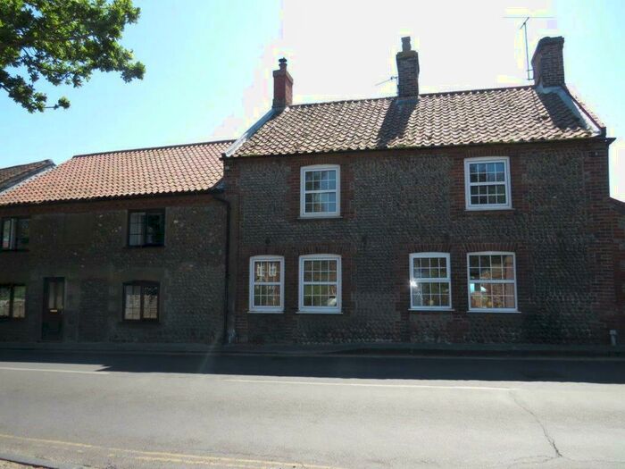 3 Bedroom Cottage To Rent In Cromer Road, West Runton, Cromer, NR27