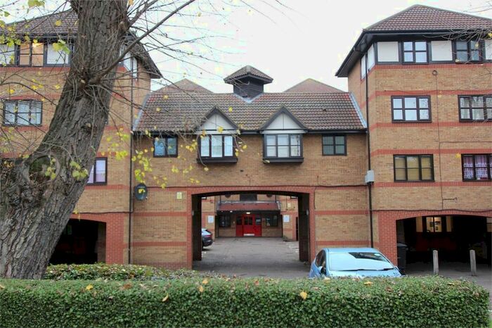 1 Bedroom Flat To Rent In Somerset Gardens, Creighton Road, Tottenham, N17