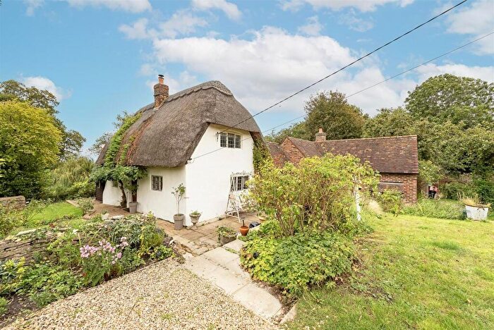 3 Bedroom Detached House For Sale In Eythrope Road Stone, Buckinghamshire, HP17