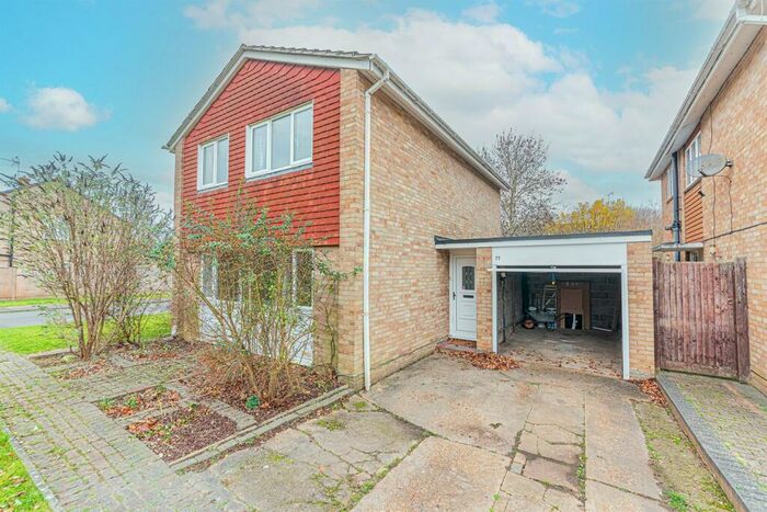 3 Bedroom Detached House To Rent In Marks Road, Wokingham, RG41