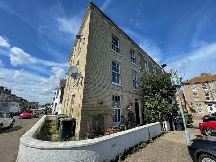 1 Bedroom Flat To Rent In Kent Square, Great Yarmouth, NR30