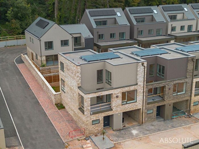 4 Bedroom Town House For Sale In Ansteys Cove, Torquay, TQ1