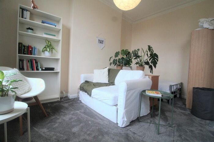 1 Bedroom Studio To Rent In Worple Road, London, SW20