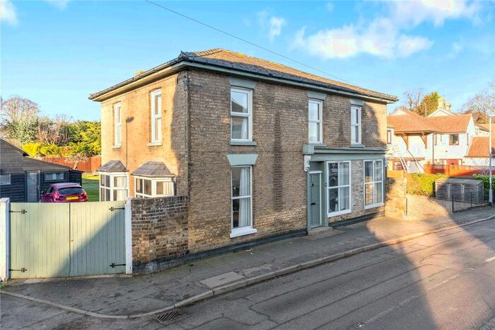 3 Bedroom Detached House For Sale In Chapel Street, Duxford, Cambridgeshire, CB22