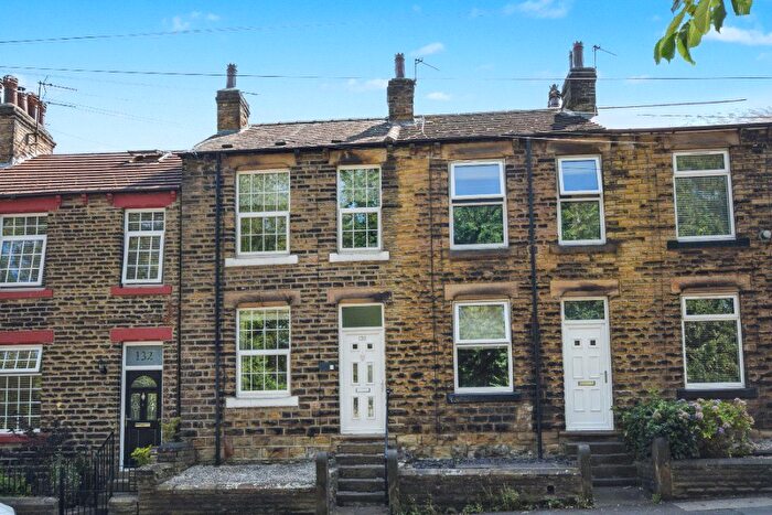 2 Bedroom Terraced House For Sale In Manor Road, Ossett, West Yorkshire, WF5