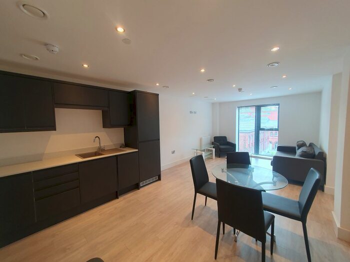2 Bedroom Flat To Rent In Severn House, Severn Street, Birmingham, B1