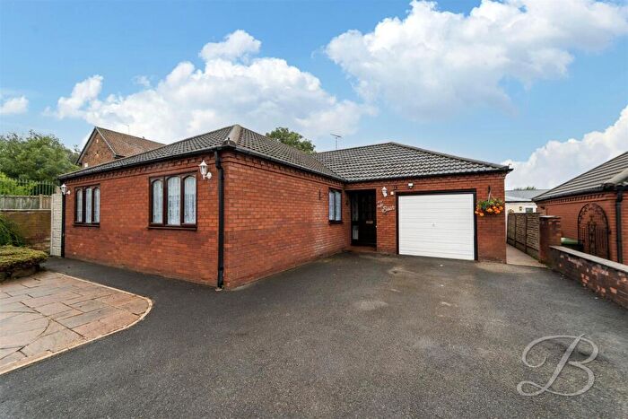 3 Bedroom Bungalow For Sale In Vicarage Court, Mansfield, NG19