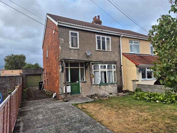 3 Bedroom Semi-Detached House For Sale In Old Bristol Road, Worle, Weston-Super-Mare, BS22