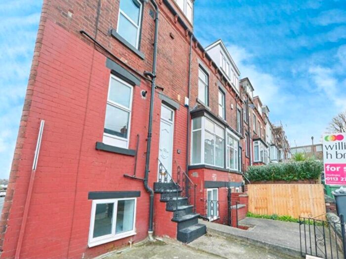 5 Bedroom House To Rent In Woodside Avenue, Burley, Leeds, LS4