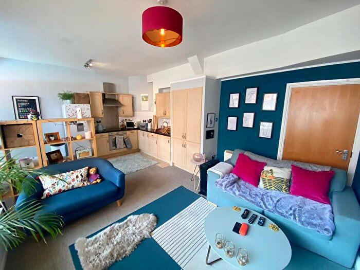 1 Bedroom Apartment To Rent In Charles House, Park Row, Nottingham City Centre, NG1