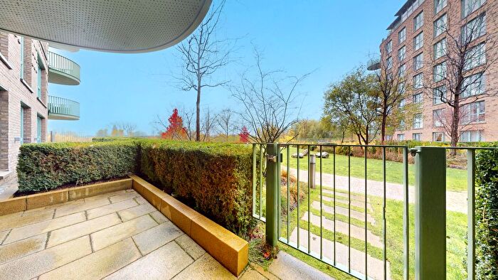 1 Bedroom Flat For Sale In Grayston House, Ottley Drive, Kidbrooke, SE3