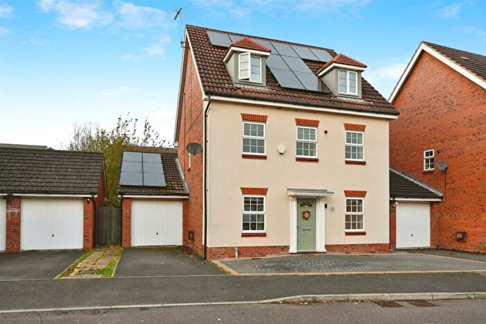 5 Bedroom Detached House For Sale In Limekiln Way, Shireoaks, Worksop, S81