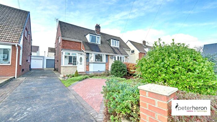 3 Bedroom Semi-Detached House For Sale In Fairfield Drive, Whitburn, Sunderland, SR6