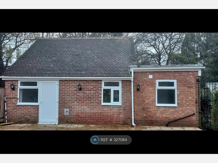 Studio To Rent In Long Lane, Oxford, OX4