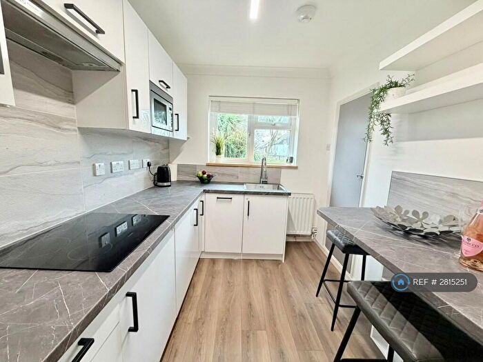 2 Bedroom Maisonette To Rent In Croydon Road, Penge, SE20