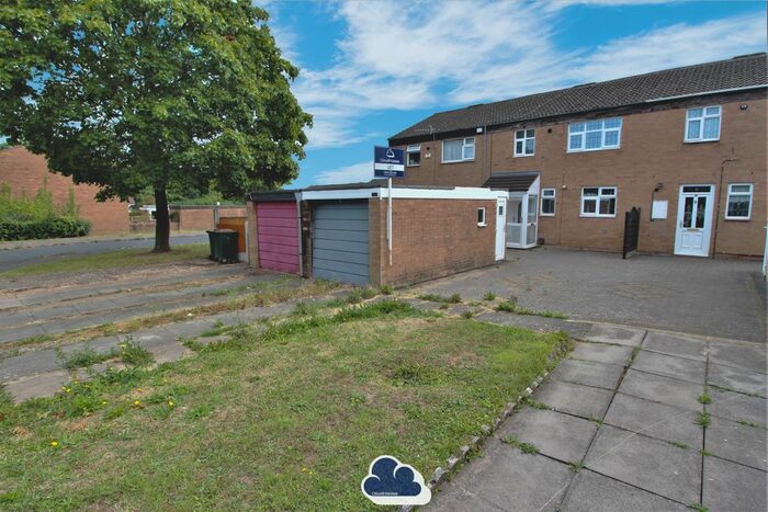 5 Bedroom Semi-Detached House To Rent In Langwood Close, Coventry, CV4