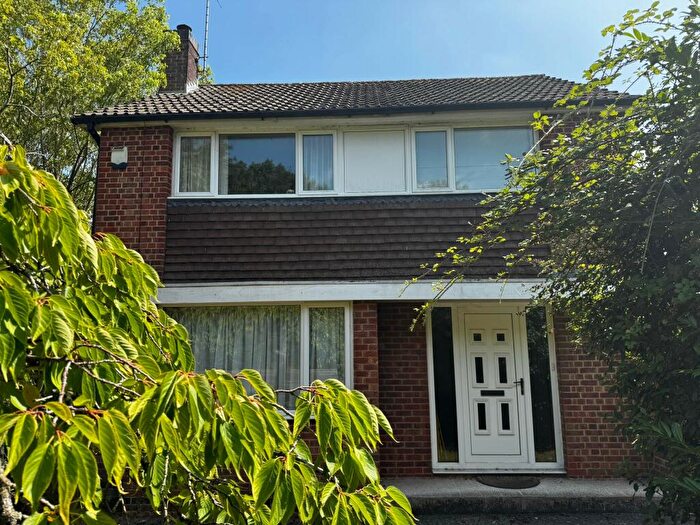 4 Bedroom Detached House For Sale In Westwood Road, Trowbridge, BA14