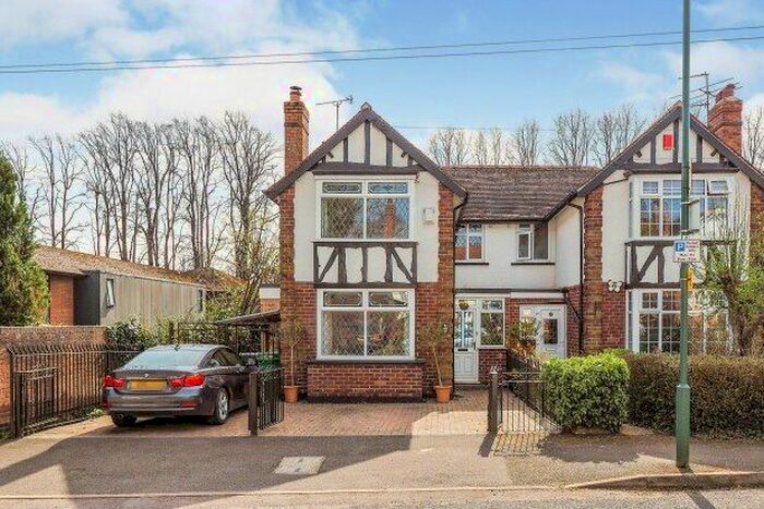 3 Bedroom Semi-Detached House To Rent In Charles Avenue, Nottingham, NG9