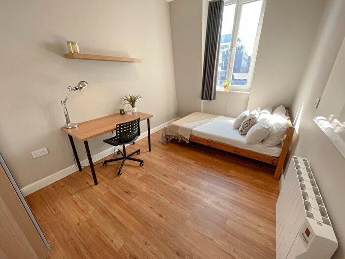 3 Bedroom House To Rent In A Hardman Street, L1