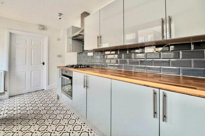 3 Bedroom End Of Terrace House For Sale In Daubney Street, Cleethorpes, DN35