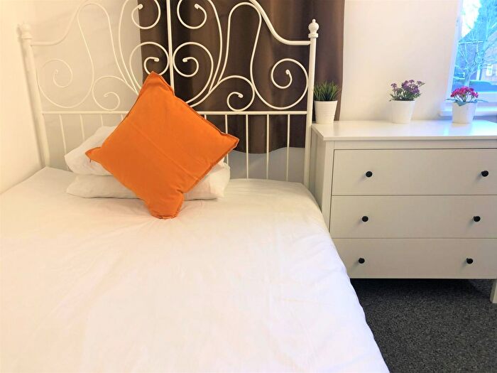 1 Bedroom Studio To Rent In Charter Avenue, Coventry, CV4