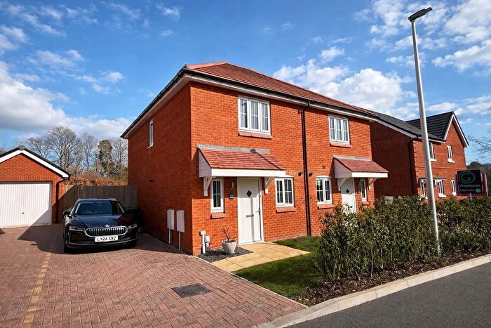 2 Bedroom Semi-Detached House For Sale In Levett Gardens, St Leonards On Sea, TN38