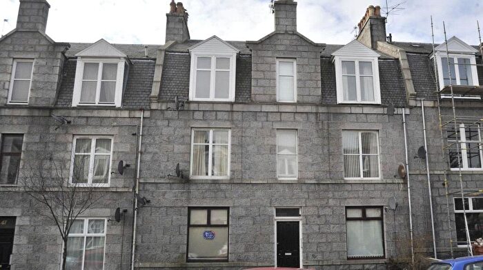 1 Bedroom Flat To Rent In Balmoral Place, Aberdeen, AB10