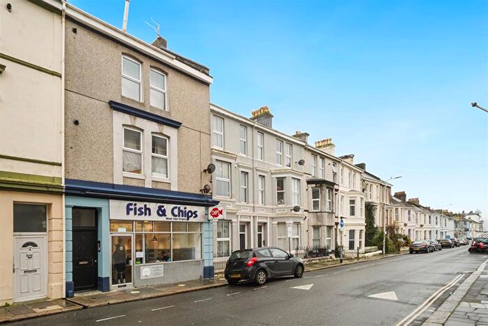 2 Bedroom Flat To Rent In Radford Road, Plymouth, PL1
