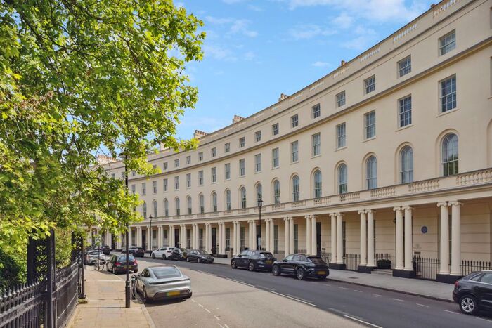 1 Bedroom Flat To Rent In Park Crescent, Marylebone, W1B