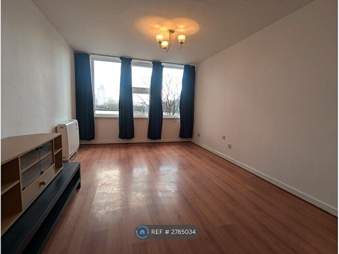 2 Bedroom Flat To Rent In Odessa Street, London, SE16